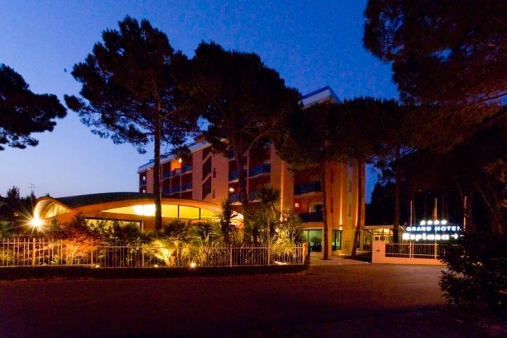 Grand Hotel Esplanada Bibione Exteriér fotografie